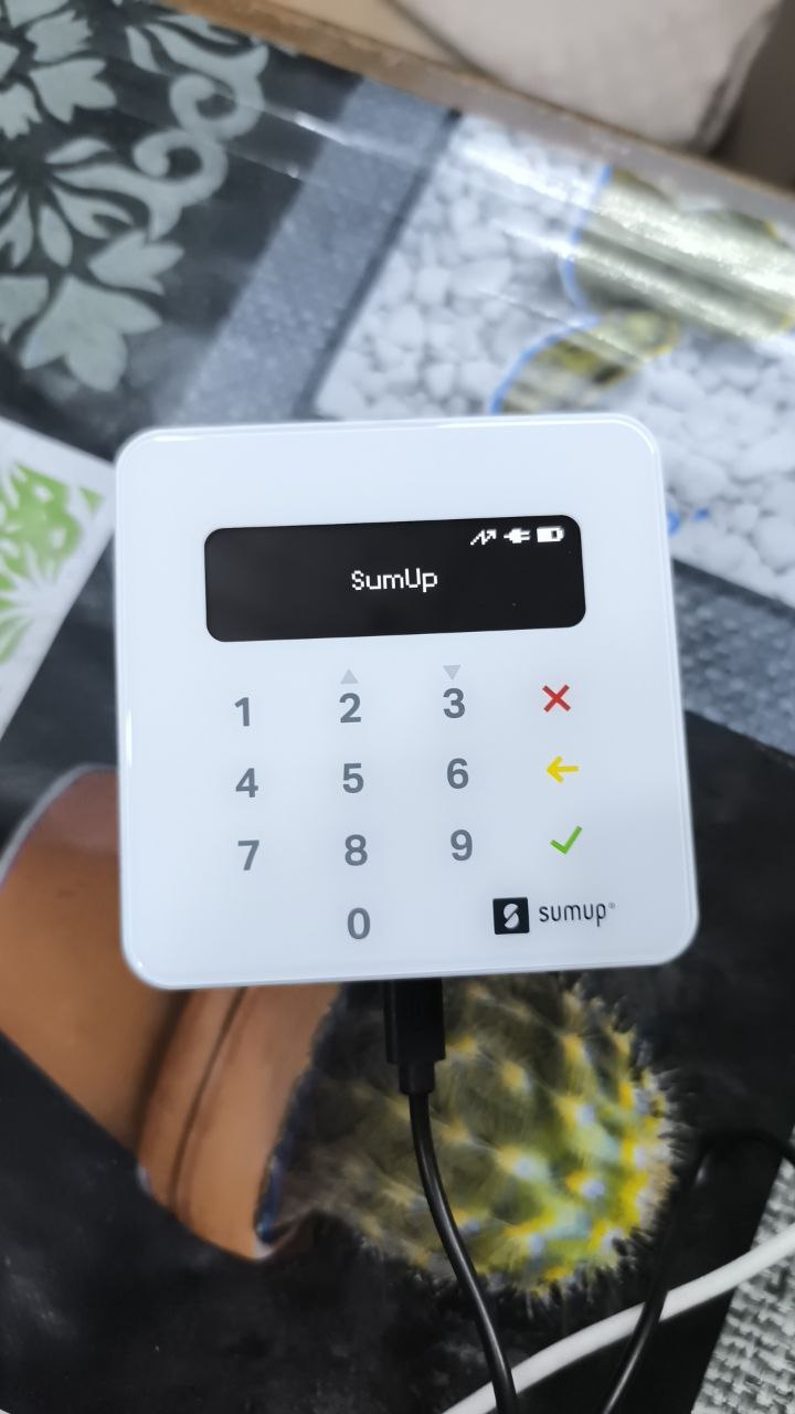 أجهزة الدفع الإلكتروني