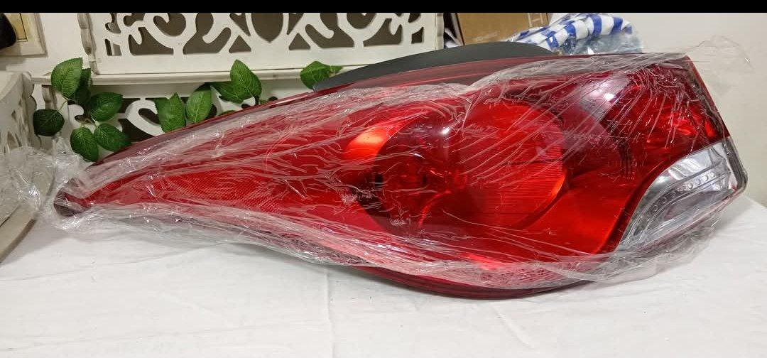 قطع غيار سيارات